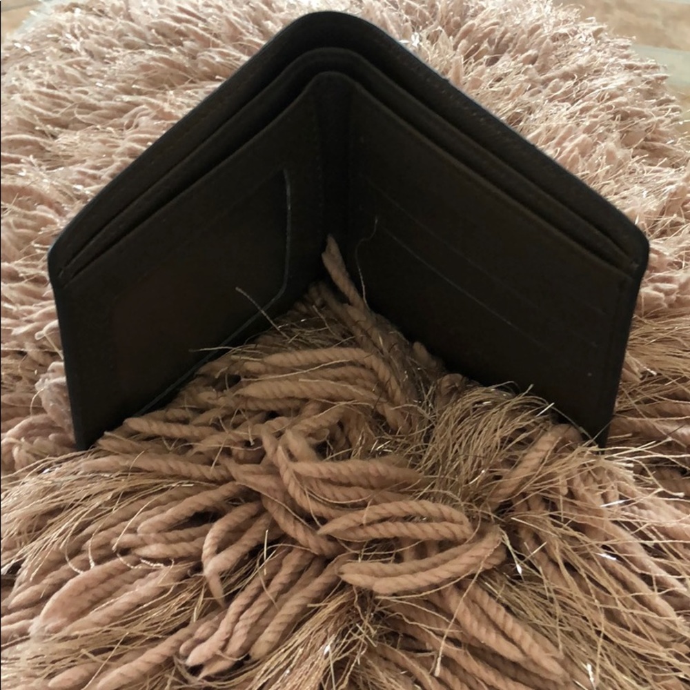 Wallet - Picture 2 of 4